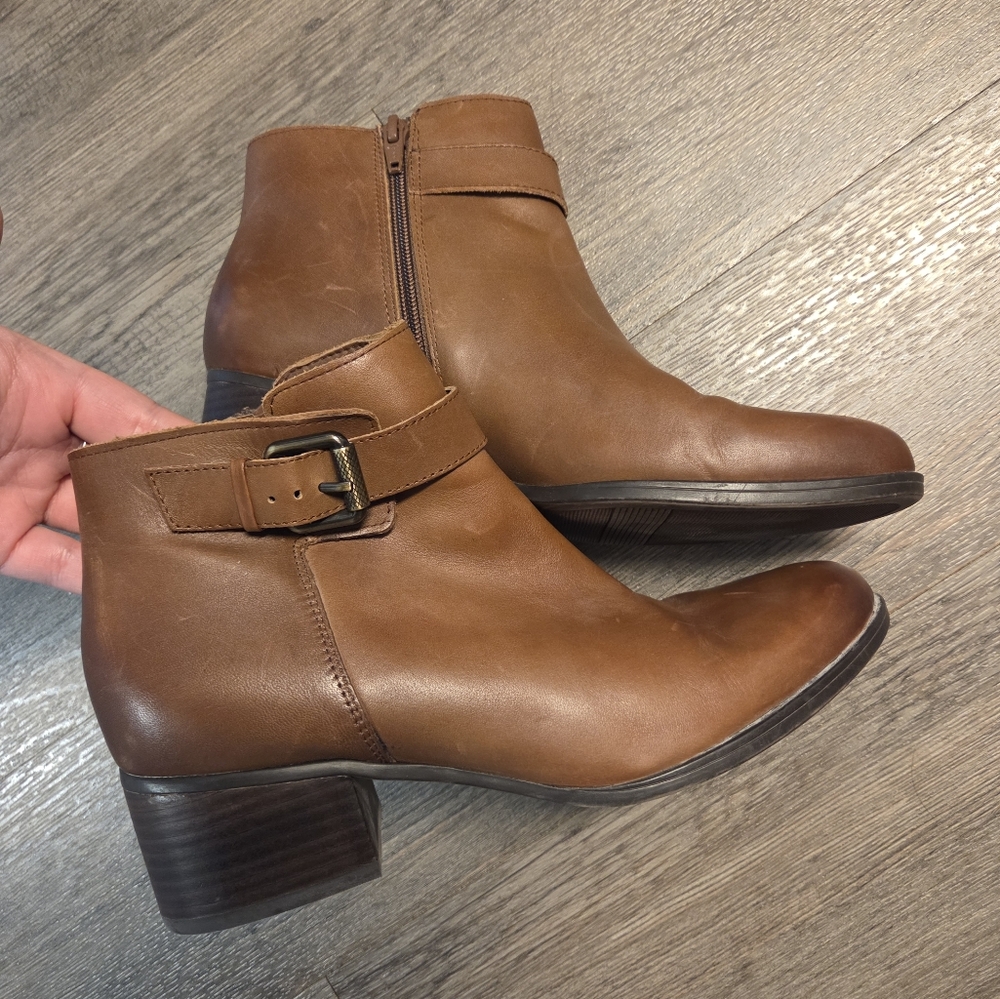Naturalizer • Brown Leather Booties - Picture 11 of 11